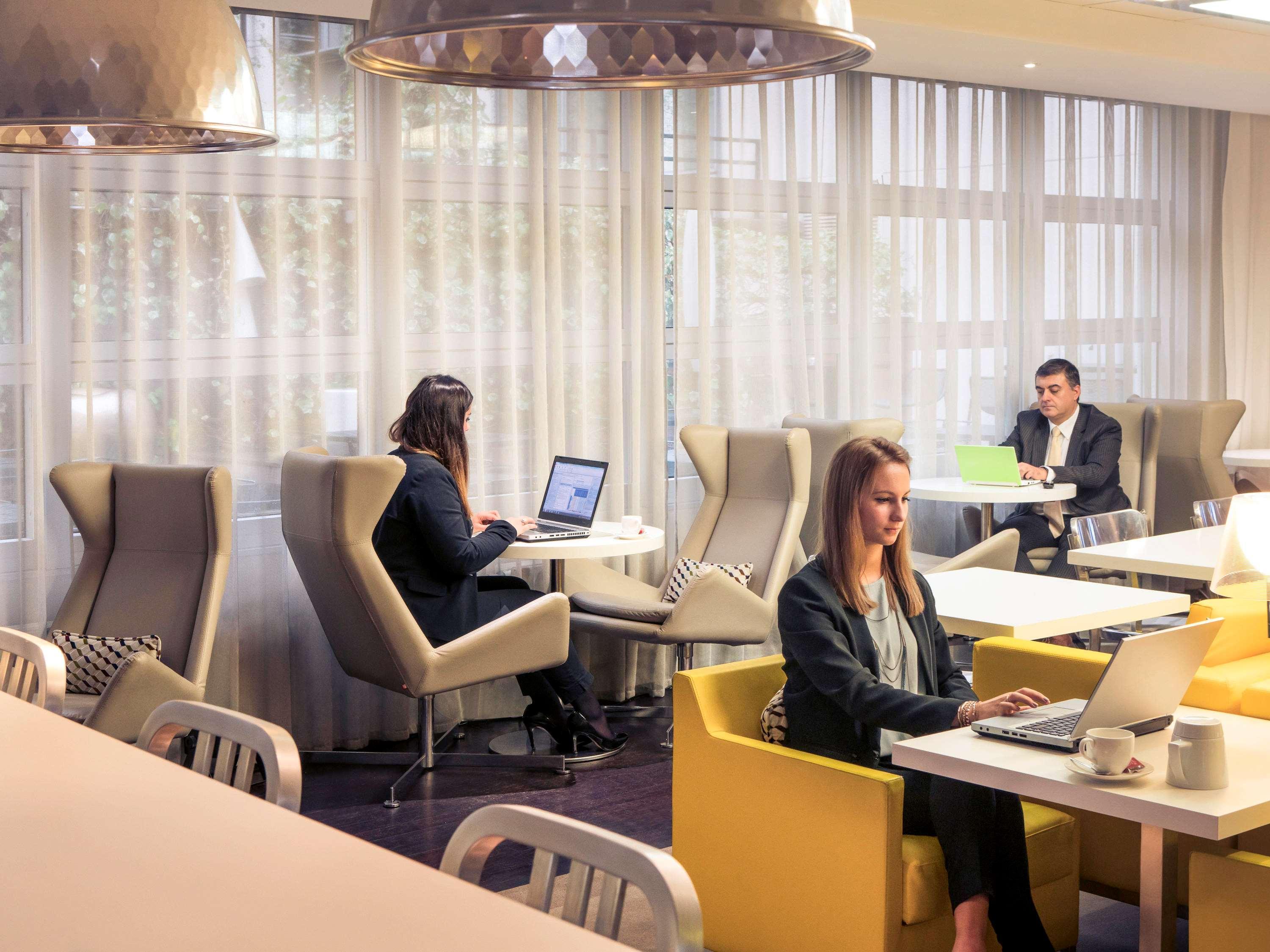 Mercure Paris Massy Gare Tgv Ngoại thất bức ảnh
